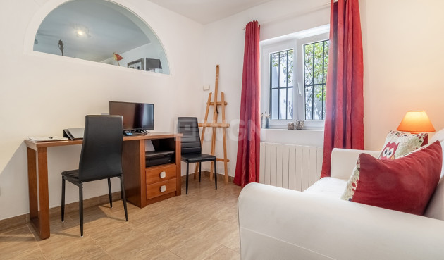 Odsprzedaż - Villa - Competa - Inland