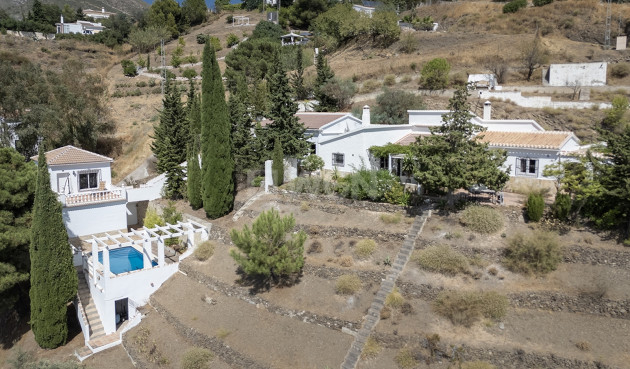 Odsprzedaż - Villa - Competa - Inland