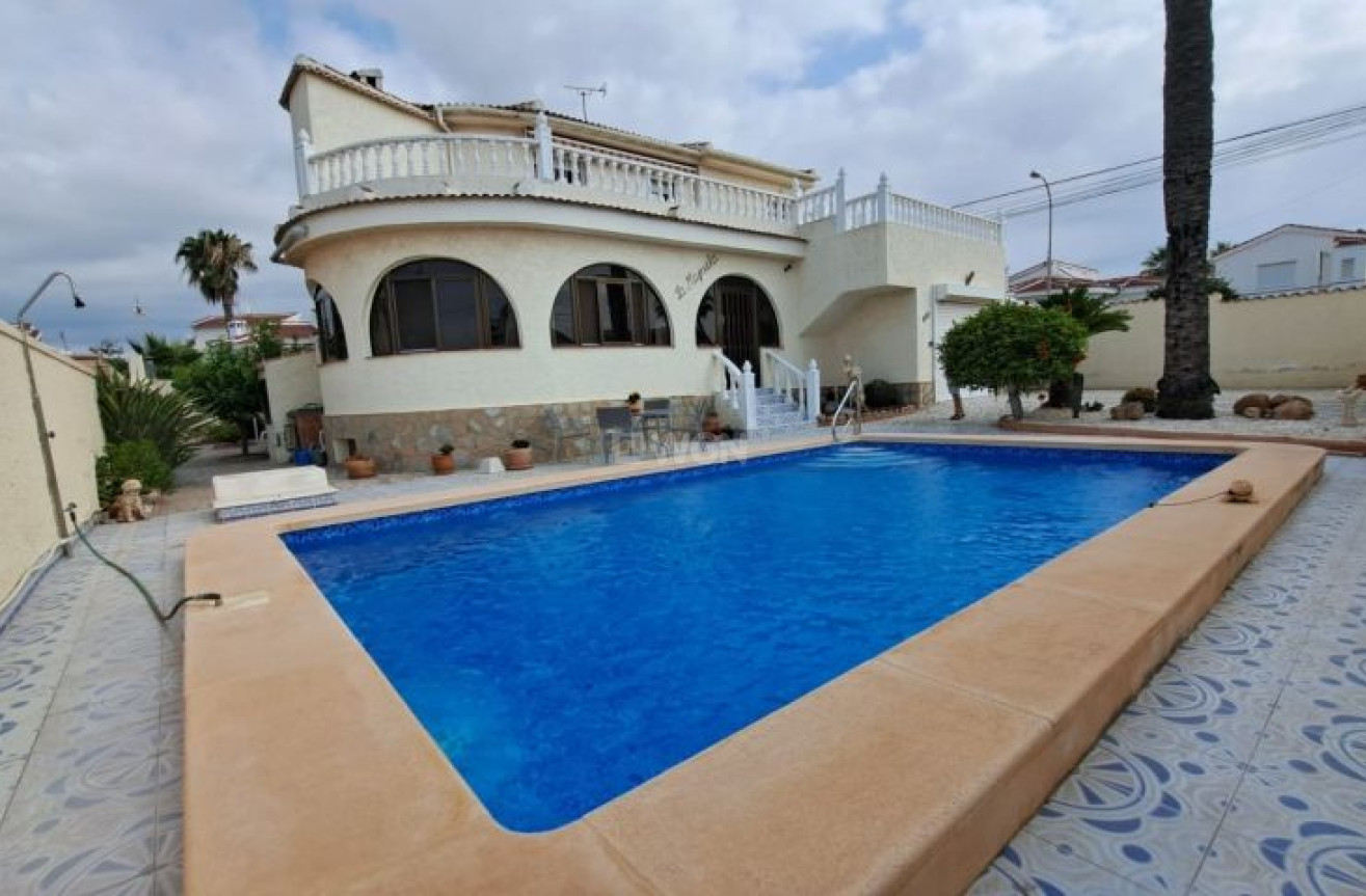Reventa - Villa - Ciudad Quesada - Costa Blanca