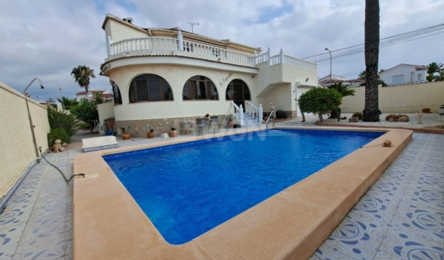 Reventa - Villa - Ciudad Quesada - Costa Blanca