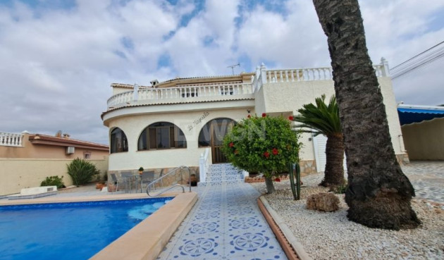 Reventa - Villa - Ciudad Quesada - Costa Blanca
