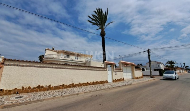 Reventa - Villa - Ciudad Quesada - Costa Blanca