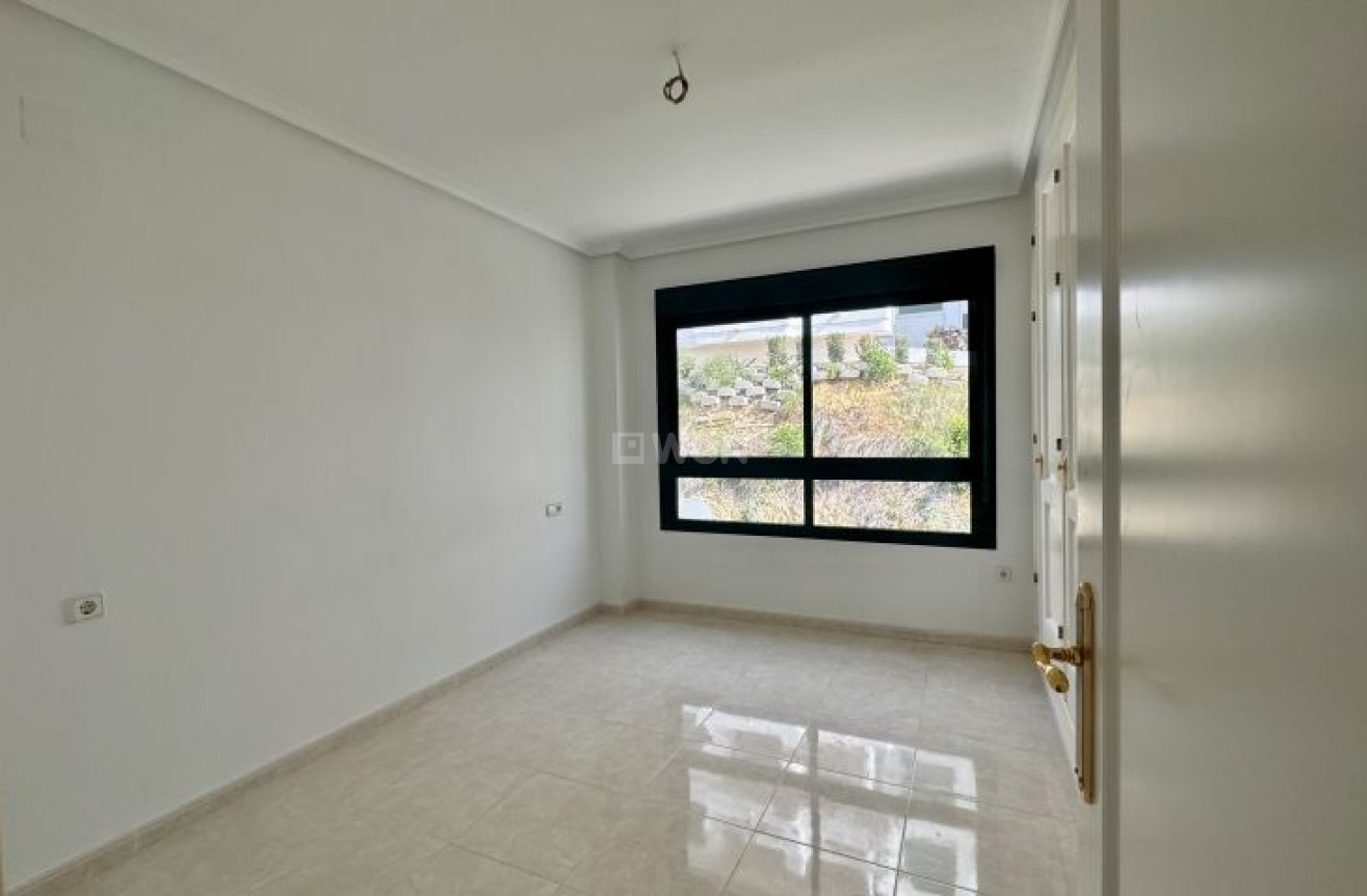 Resale - Apartment / flat - Orihuela Costa - Costa Blanca