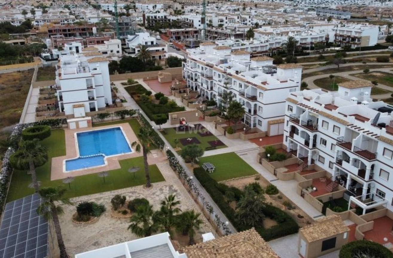 Resale - Apartment / flat - Orihuela Costa - Costa Blanca