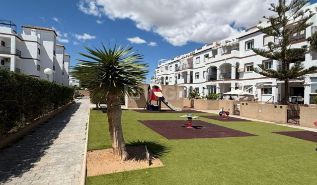 Resale - Apartment / flat - Orihuela Costa - Costa Blanca