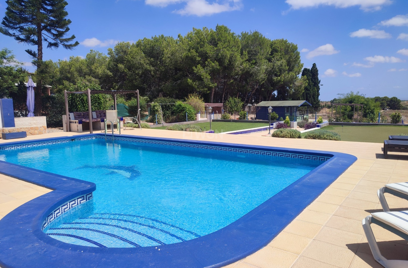 Odsprzedaż - Villa - Gea Y Truyols - Inland