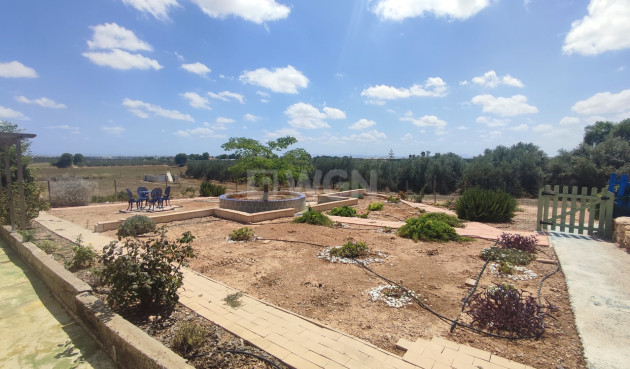 Odsprzedaż - Villa - Gea Y Truyols - Inland