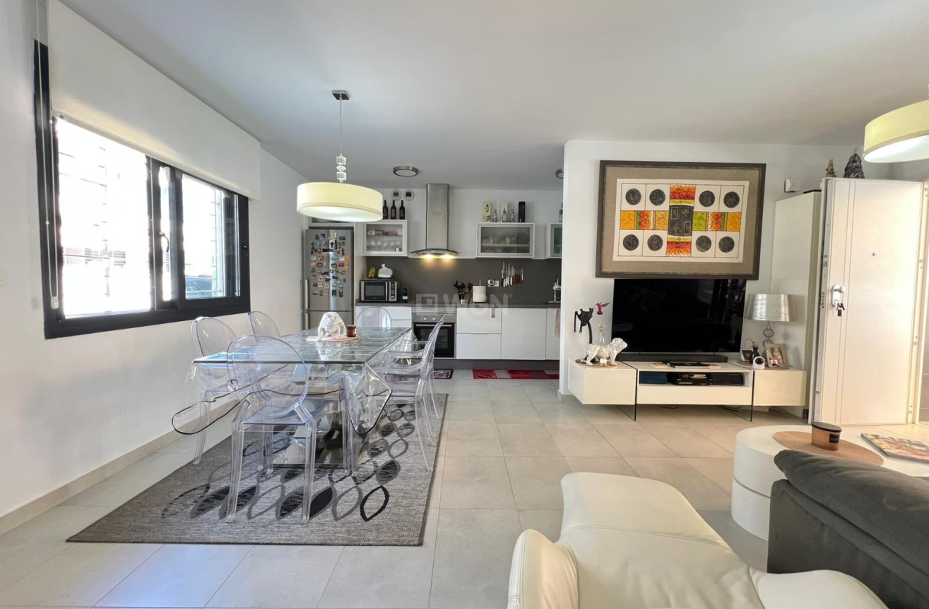 Resale - Bungalow - Pilar de la Horadada - Torre De La Horadada