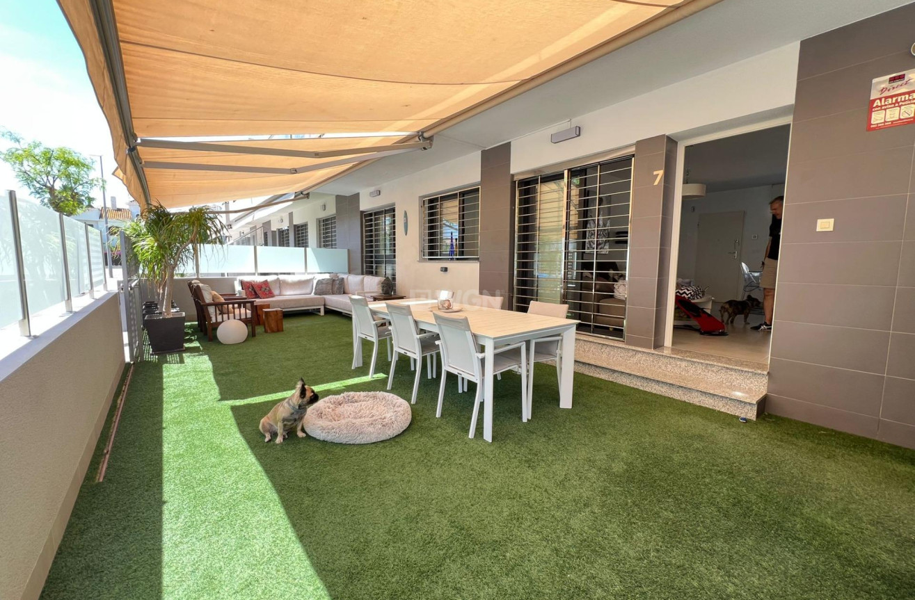 Resale - Bungalow - Pilar de la Horadada - Torre De La Horadada