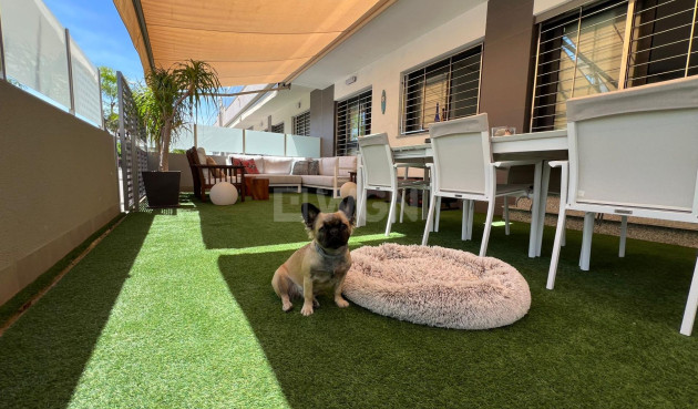 Resale - Bungalow - Pilar de la Horadada - Torre De La Horadada