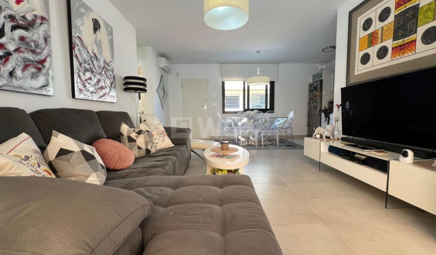 Resale - Bungalow - Pilar de la Horadada - Torre De La Horadada