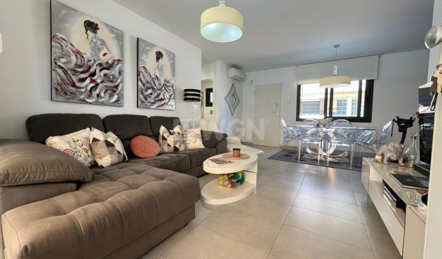 Resale - Bungalow - Pilar de la Horadada - Torre De La Horadada