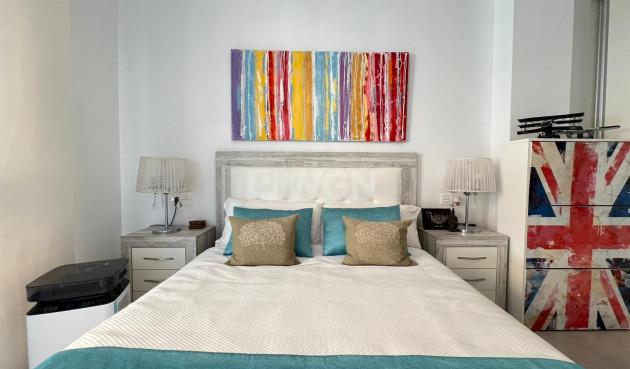 Resale - Bungalow - Pilar de la Horadada - Torre De La Horadada