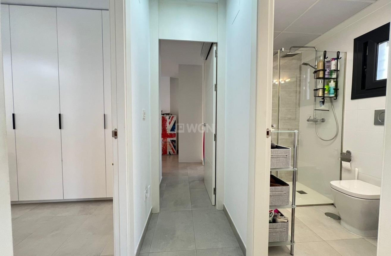 Resale - Bungalow - Pilar de la Horadada - Torre De La Horadada