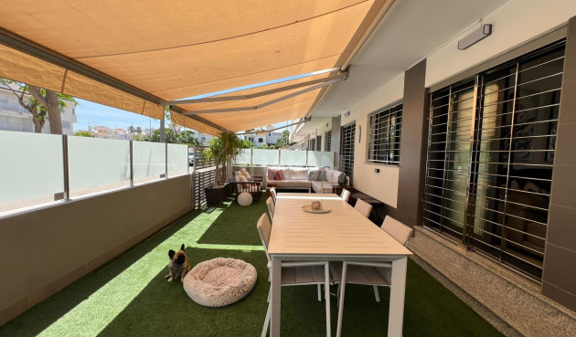 Resale - Bungalow - Pilar de la Horadada - Torre De La Horadada