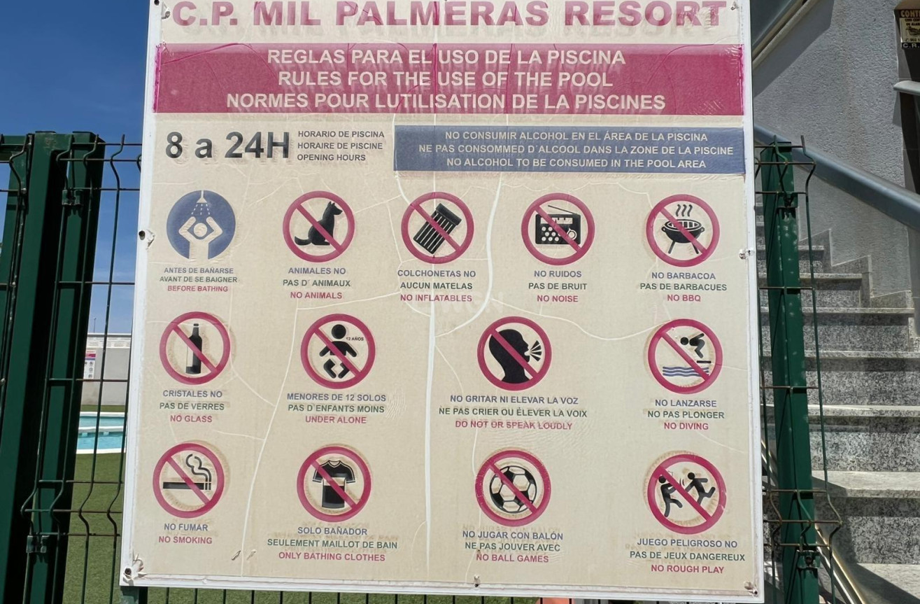 Resale - Bungalow - Pilar de la Horadada - Torre De La Horadada