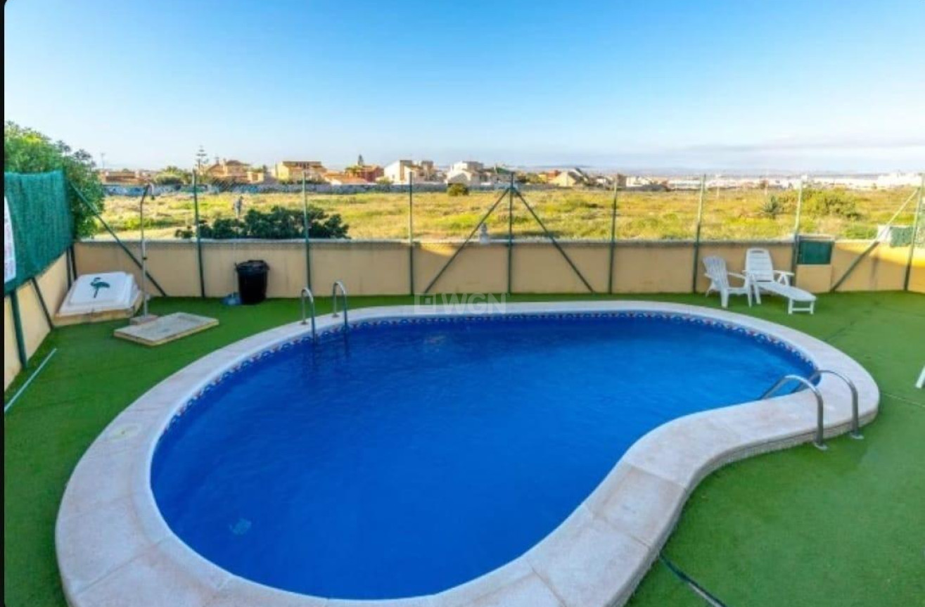 Odsprzedaż - Villa - Torrevieja - aguas nuevas