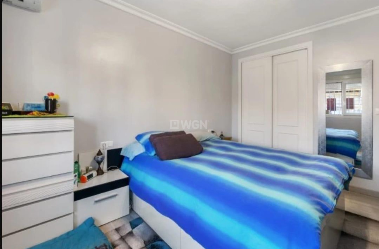 Odsprzedaż - Villa - Torrevieja - aguas nuevas