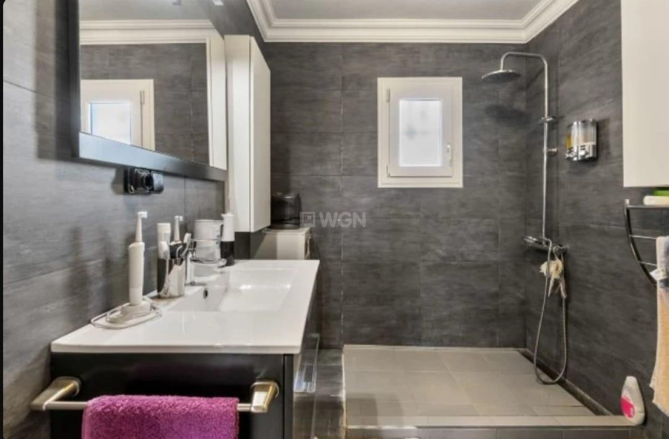 Odsprzedaż - Villa - Torrevieja - aguas nuevas