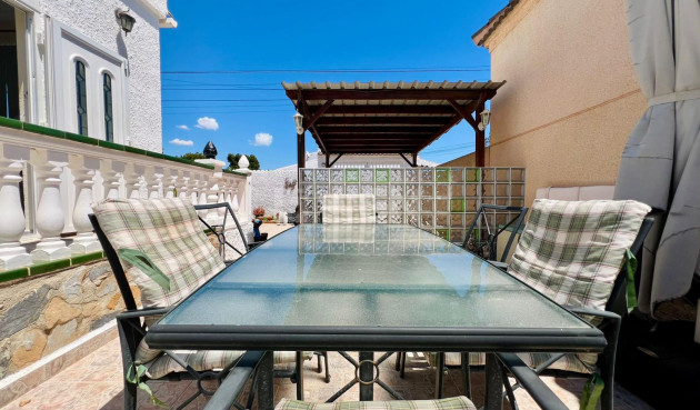 Odsprzedaż - Kamienica - Torrevieja - Costa Blanca