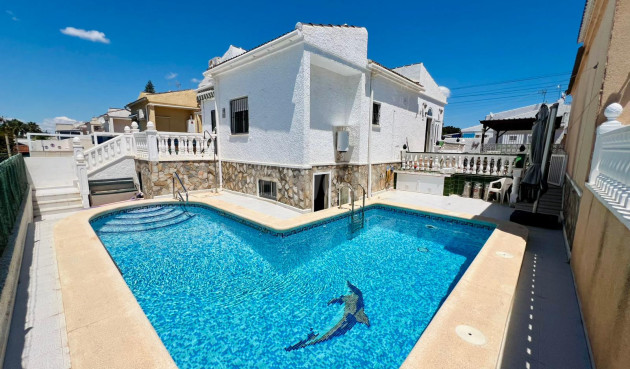 Odsprzedaż - Kamienica - Torrevieja - Costa Blanca