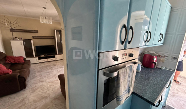 Odsprzedaż - Kamienica - Torrevieja - Costa Blanca