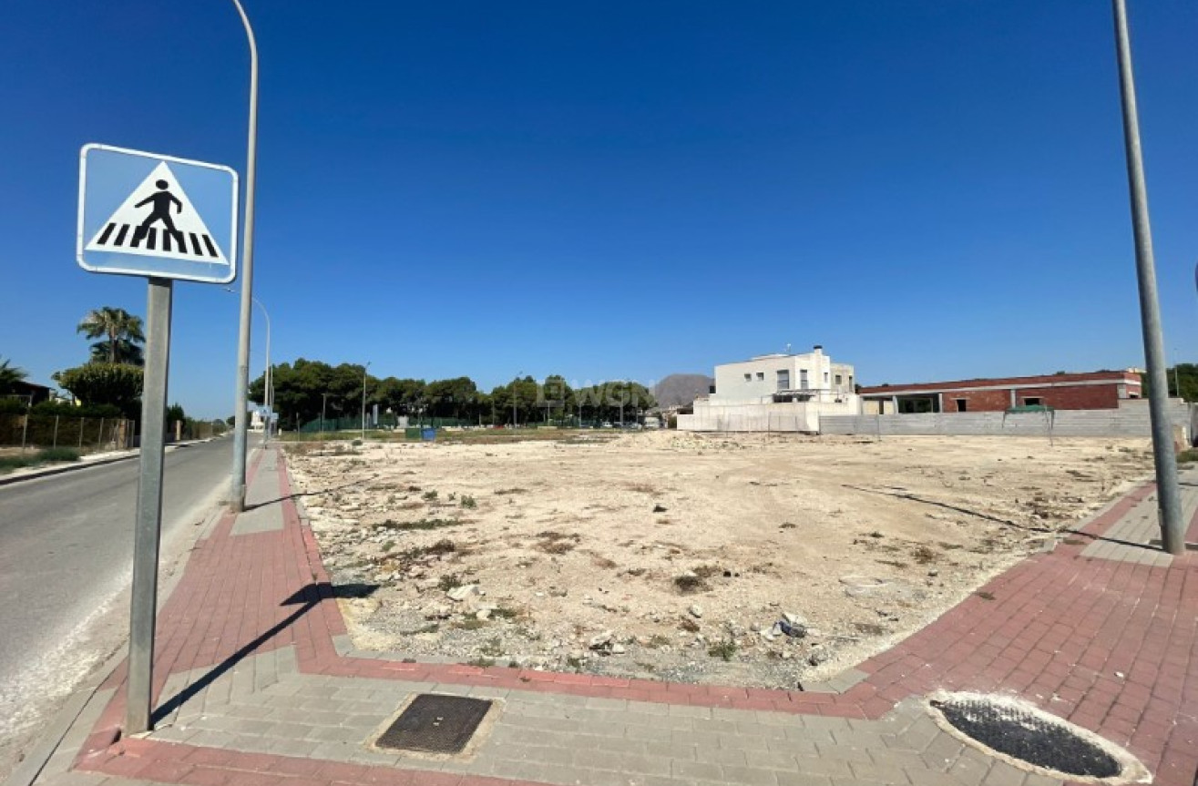 Odsprzedaż - Działka / Grunt - Rafal - Inland