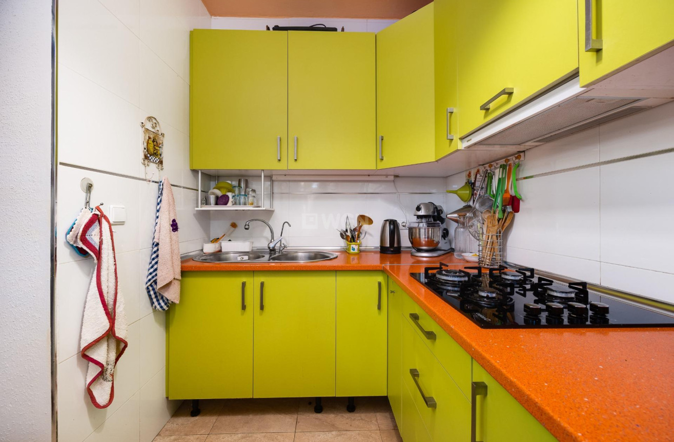 Resale - Villa - Torrevieja - aguas nuevas