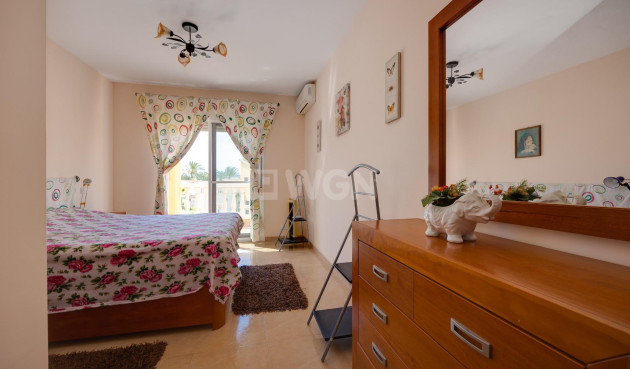 Resale - Villa - Torrevieja - aguas nuevas