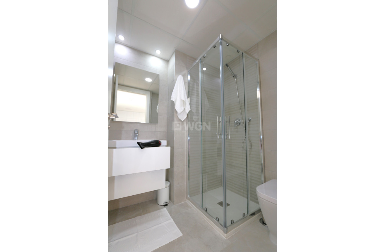 Odsprzedaż - Mieszkanie w bloku - Playa Flamenca - Costa Blanca