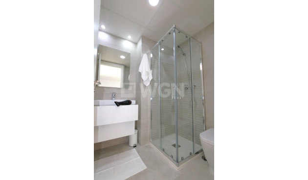 Odsprzedaż - Mieszkanie w bloku - Playa Flamenca - Costa Blanca