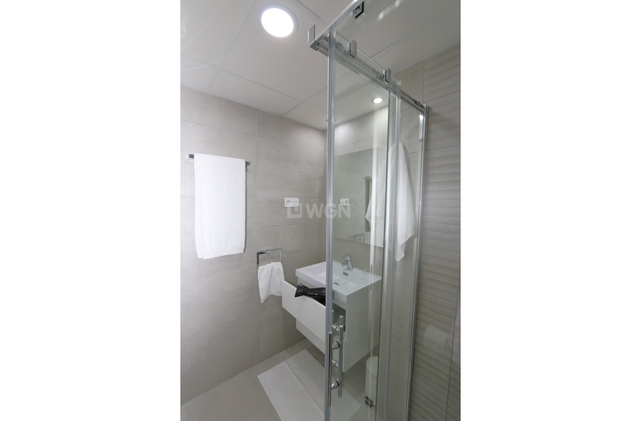 Odsprzedaż - Mieszkanie w bloku - Playa Flamenca - Costa Blanca