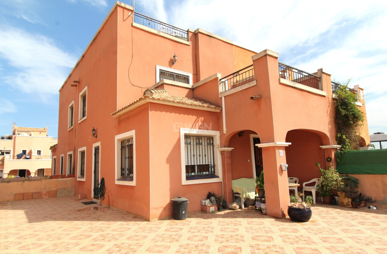 Odsprzedaż - Villa - La Herrada - Costa Blanca