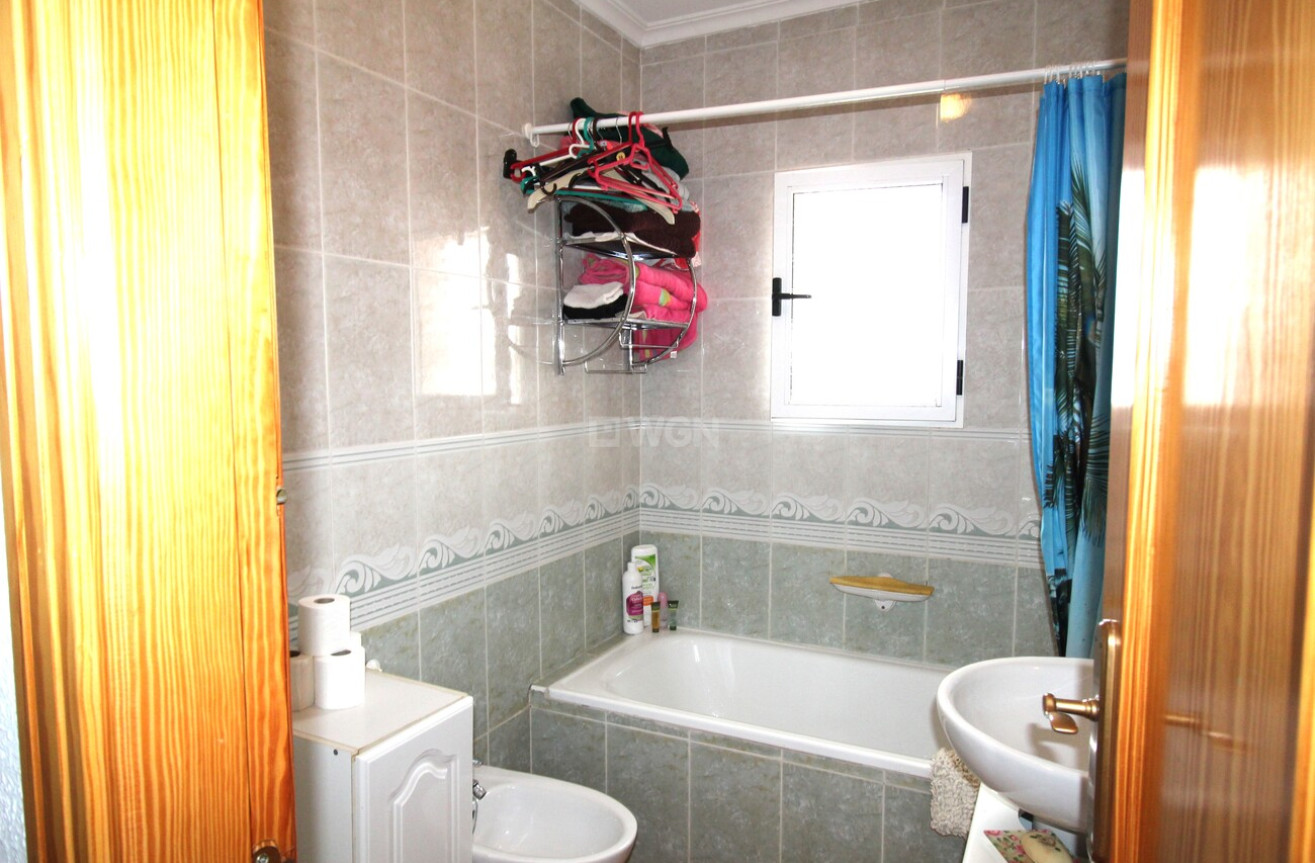 Odsprzedaż - Villa - La Herrada - Costa Blanca