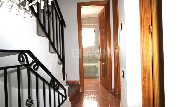 Odsprzedaż - Villa - La Herrada - Costa Blanca