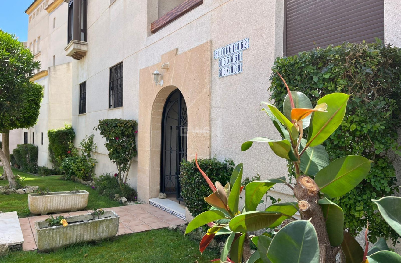 Odsprzedaż - Mieszkanie w bloku - Orihuela Costa - Las Ramblas