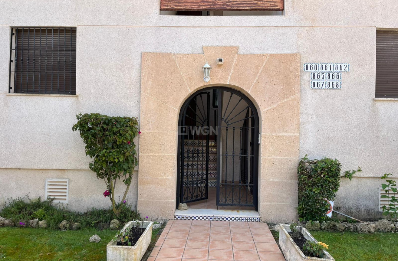 Odsprzedaż - Mieszkanie w bloku - Orihuela Costa - Las Ramblas