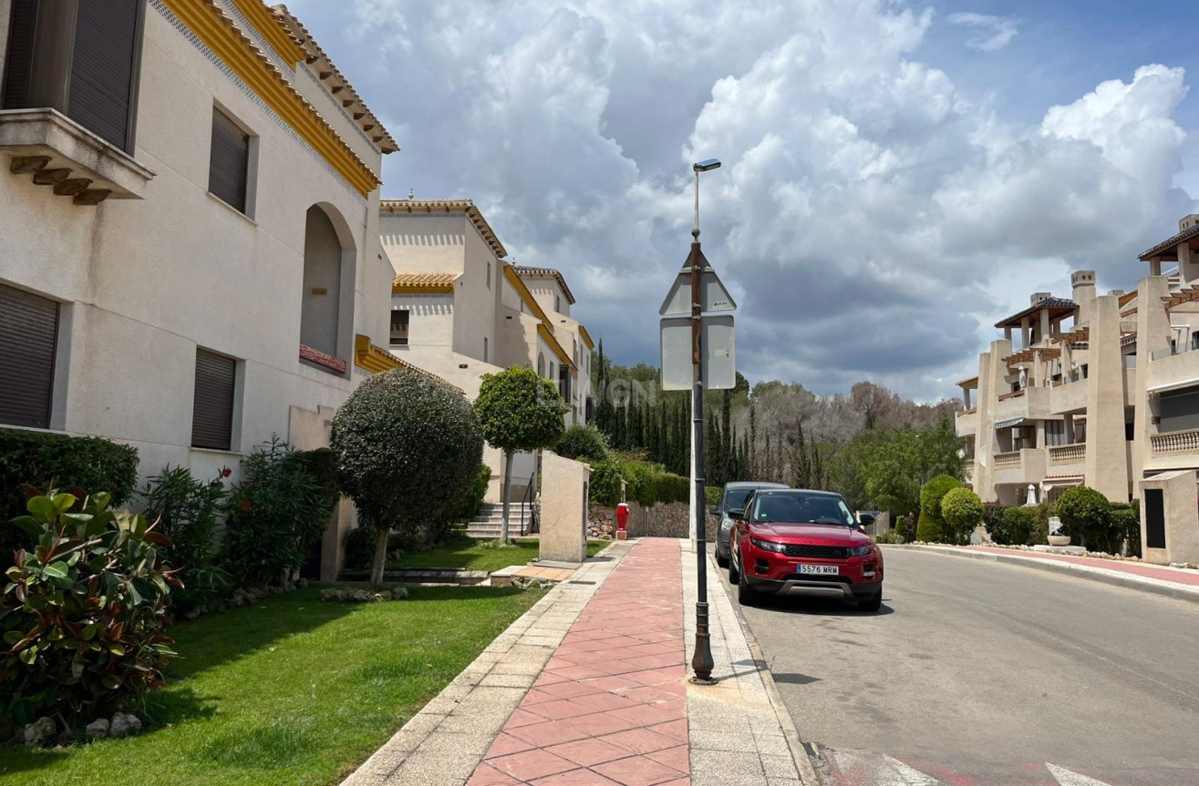 Odsprzedaż - Mieszkanie w bloku - Orihuela Costa - Las Ramblas