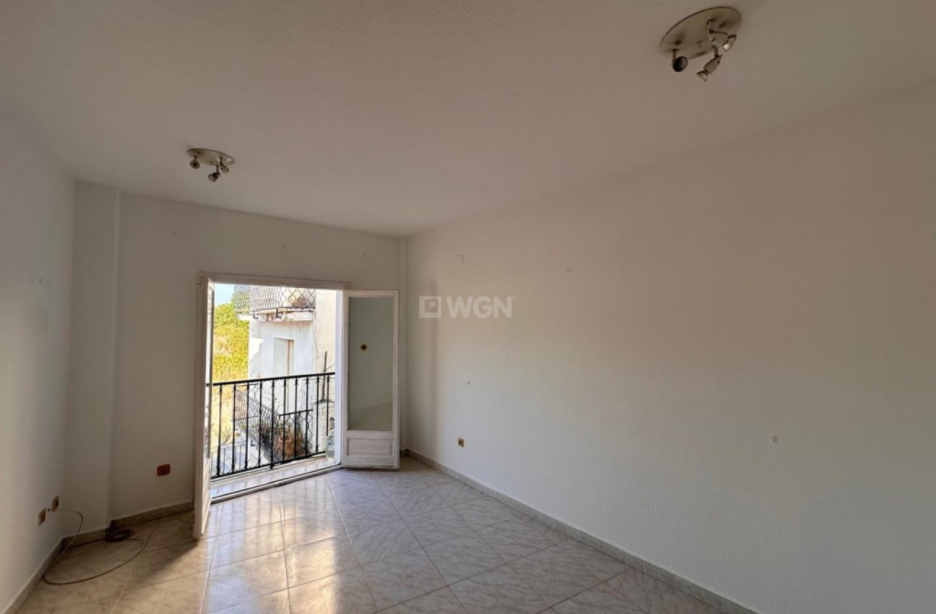 Odsprzedaż - Mieszkanie w bloku - Finestrat - Costa Blanca