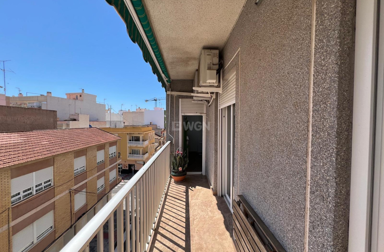 Wiederverkauf - Wohnung - Torrevieja - Estacion De Autobuses