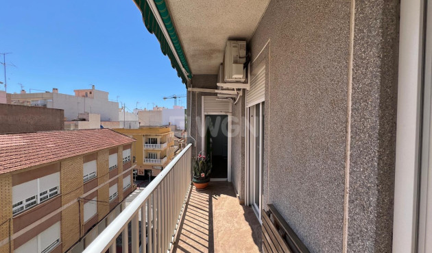 Wiederverkauf - Wohnung - Torrevieja - Estacion De Autobuses