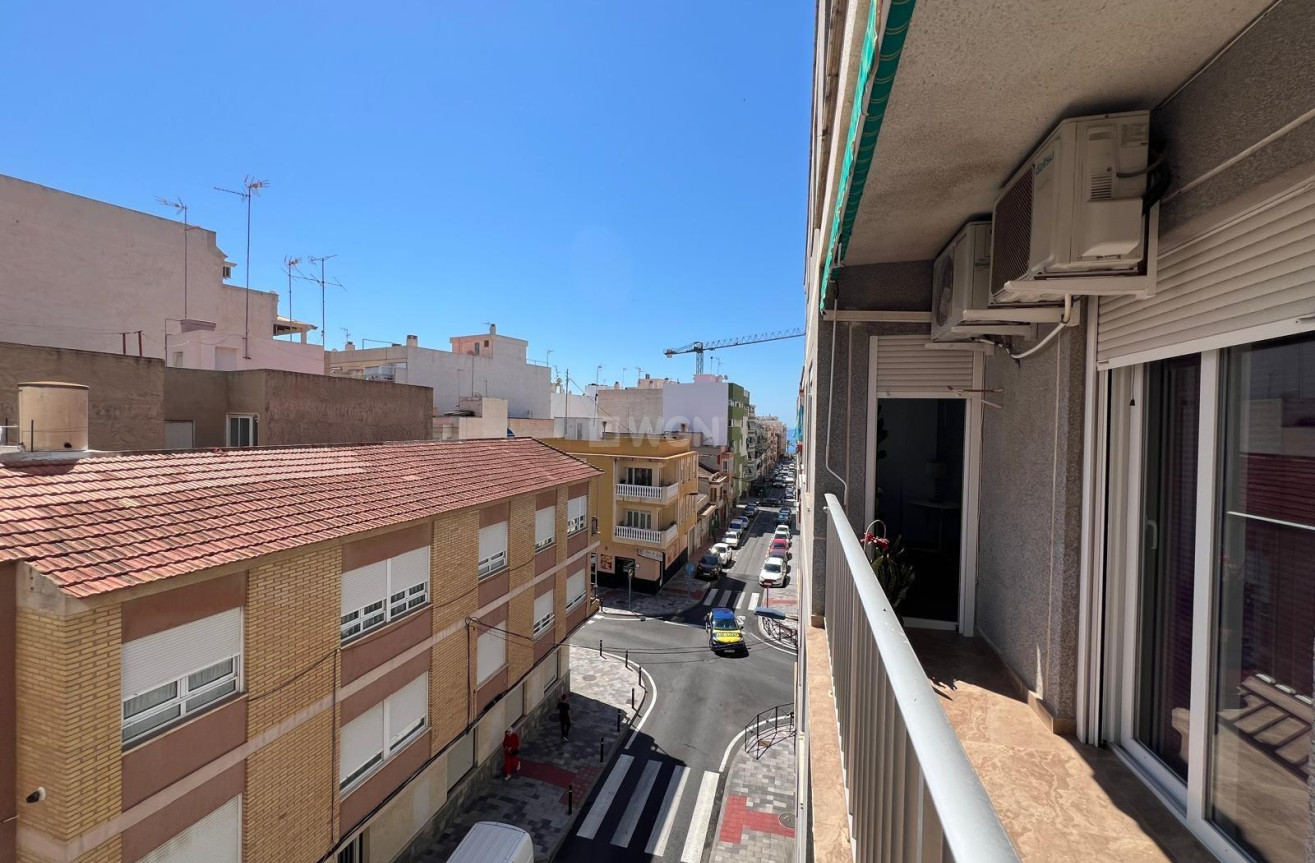 Wiederverkauf - Wohnung - Torrevieja - Estacion De Autobuses