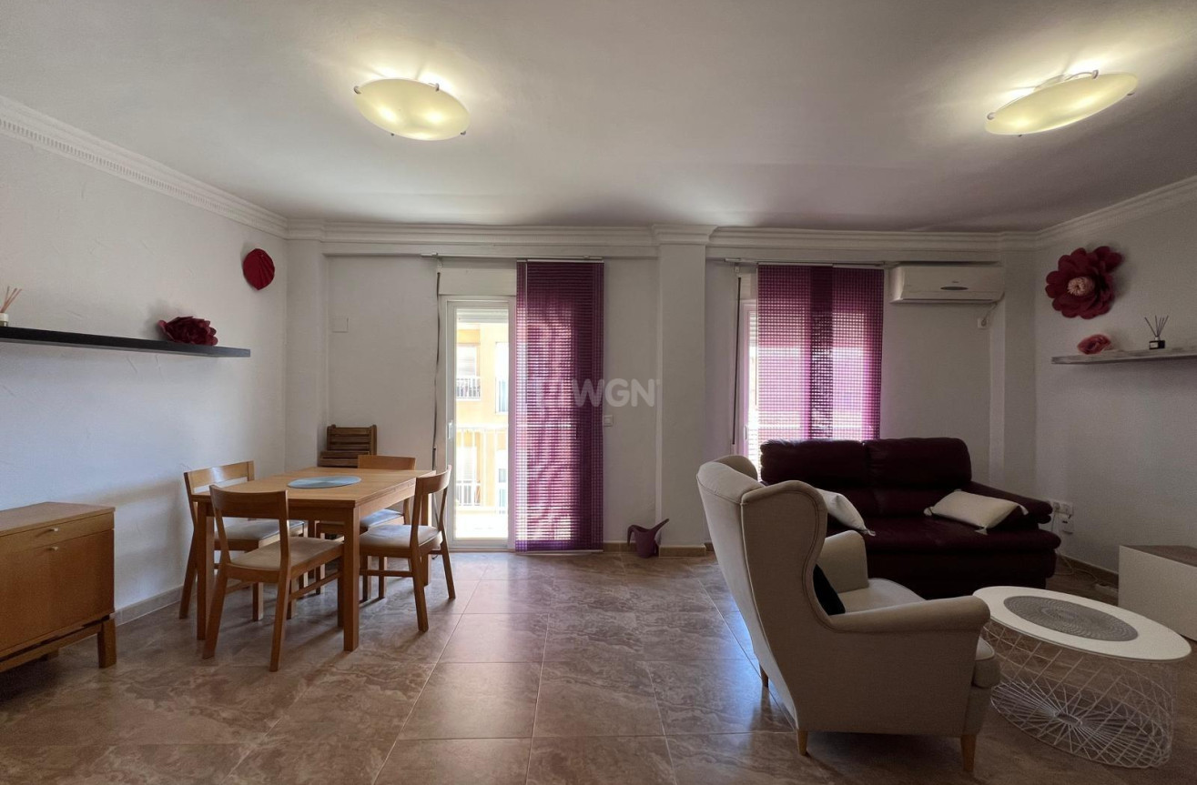 Wiederverkauf - Wohnung - Torrevieja - Estacion De Autobuses