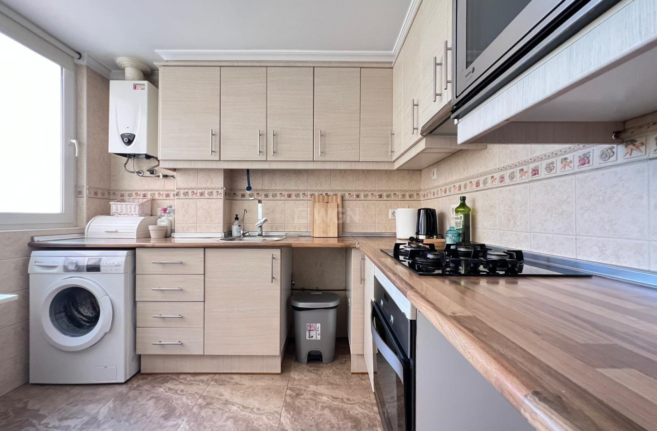 Wiederverkauf - Wohnung - Torrevieja - Estacion De Autobuses