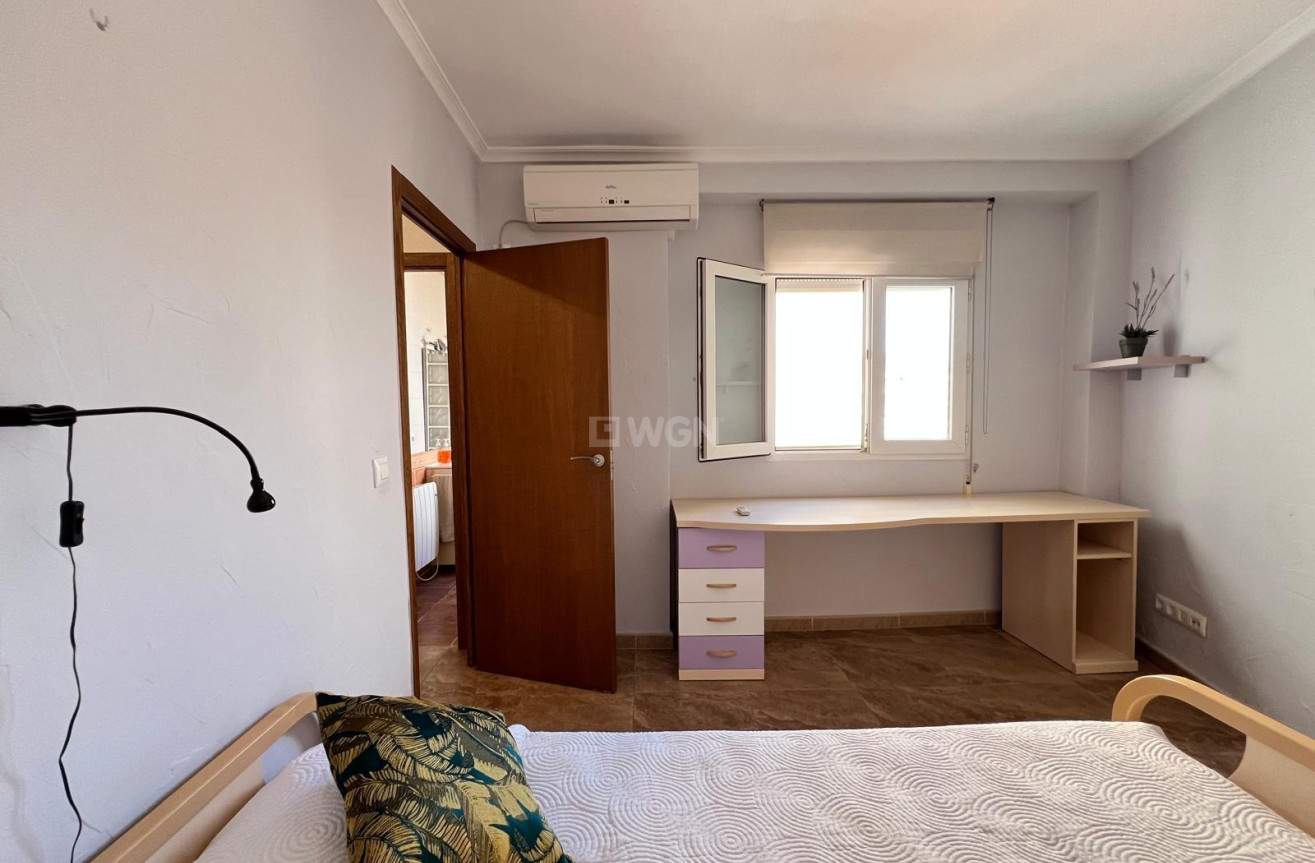 Wiederverkauf - Wohnung - Torrevieja - Estacion De Autobuses