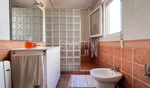 Wiederverkauf - Wohnung - Torrevieja - Estacion De Autobuses