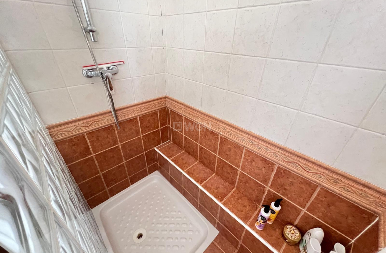 Wiederverkauf - Wohnung - Torrevieja - Estacion De Autobuses