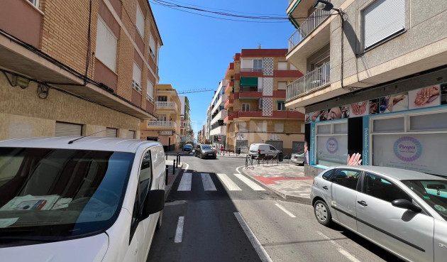 Wiederverkauf - Wohnung - Torrevieja - Estacion De Autobuses