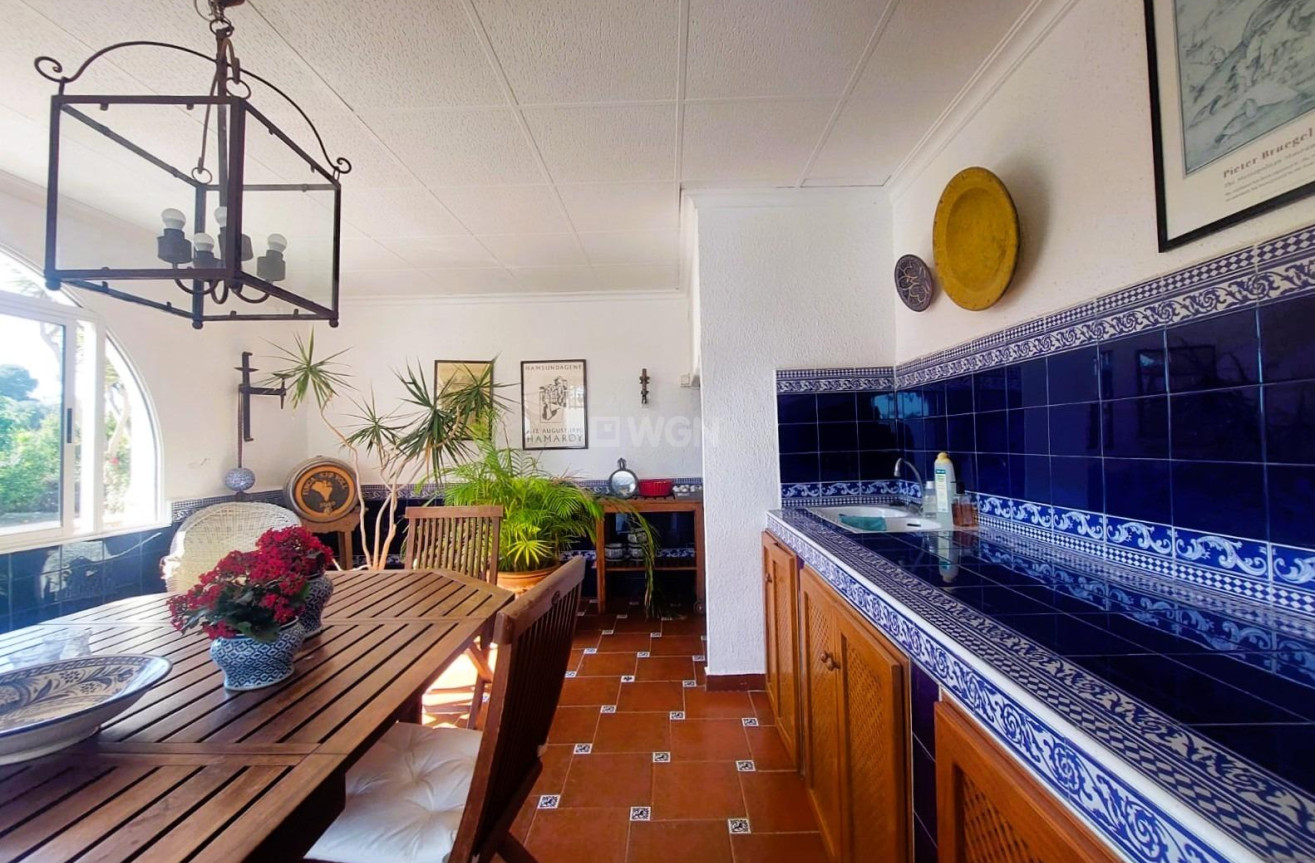 Odsprzedaż - Villa - La Marina - Costa Blanca