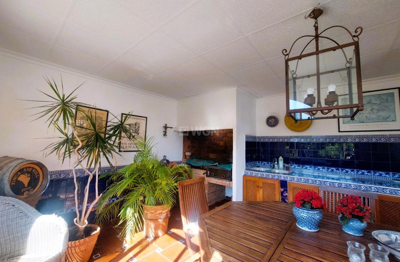 Odsprzedaż - Villa - La Marina - Costa Blanca